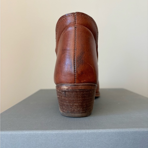 Steve Madden Austin Booties - Picture 10 of 15